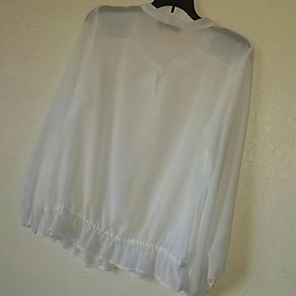 🌟 a.n.a. White Sheer Top - Picture 6 of 6